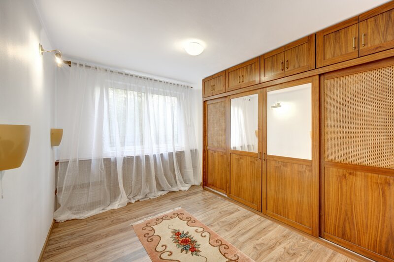 Piata Kogalniceanu, apartament 2 camere, locuinta sau birou,
