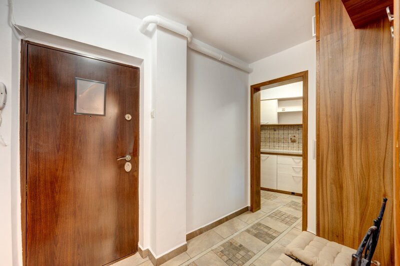 Piata Kogalniceanu, apartament 2 camere, locuinta sau birou,